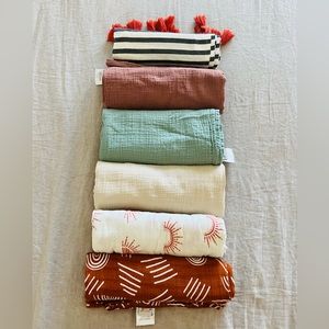 Life Tree Muslin Swaddles